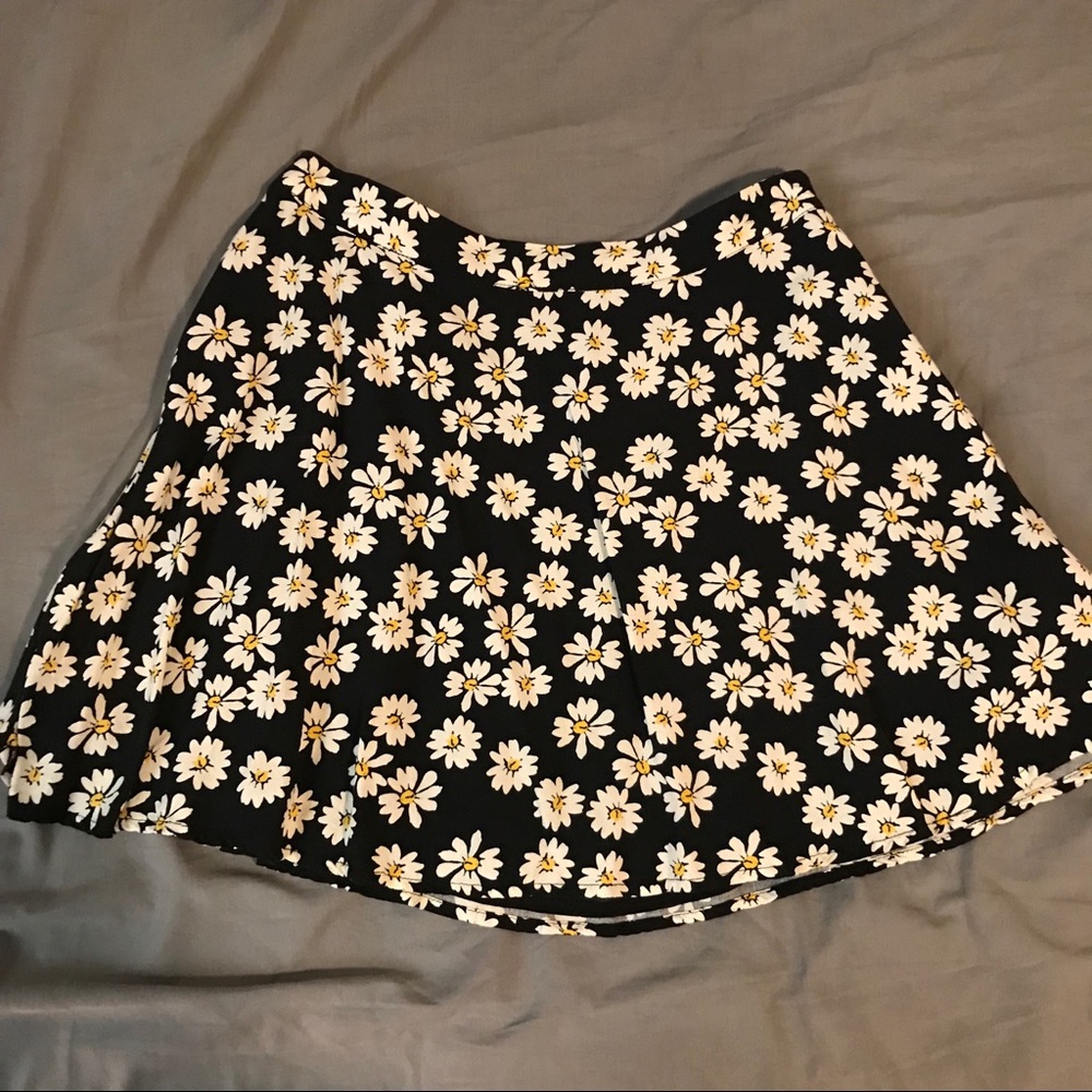 Daisy mini skirt
